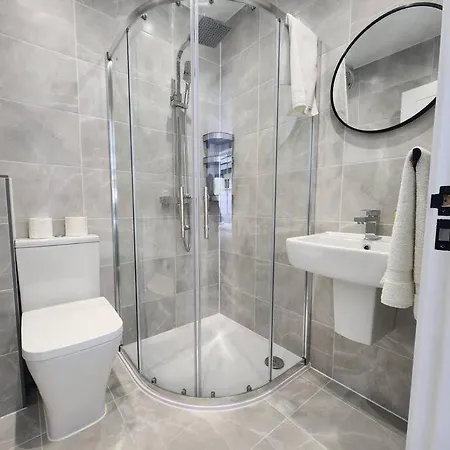 Paradigm Court, Luxury 2-Bedroom Apartment F3, Oxford Exterior photo